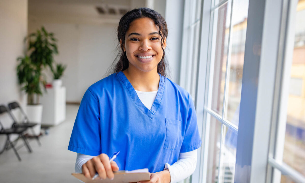 Image of nurse holding clipboard.